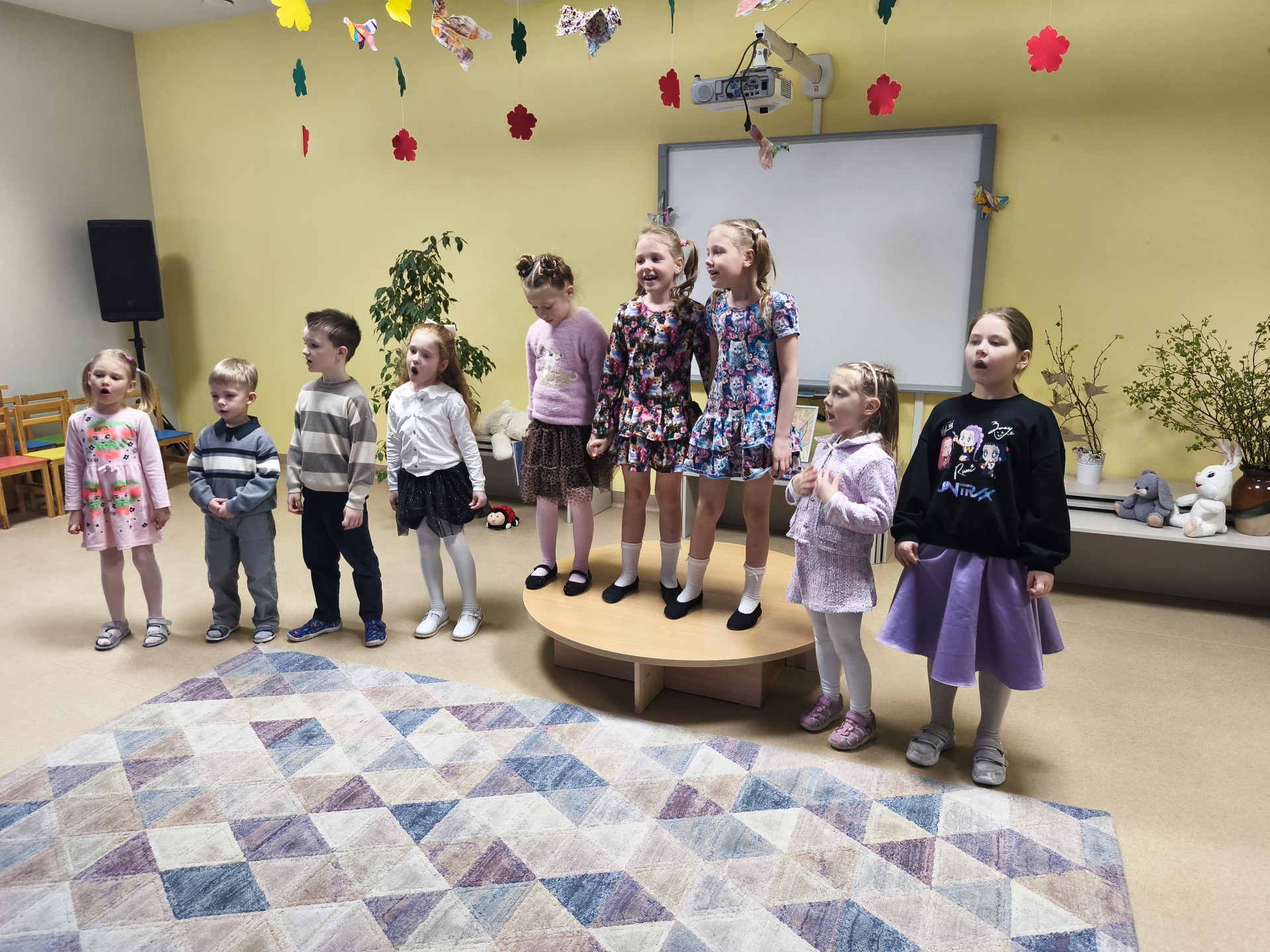 Kilk, saulelė, kilk, meilioji 2026